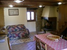 BORGO LE 4 STAGIONI - CORTONA - SALON ET CUISINE